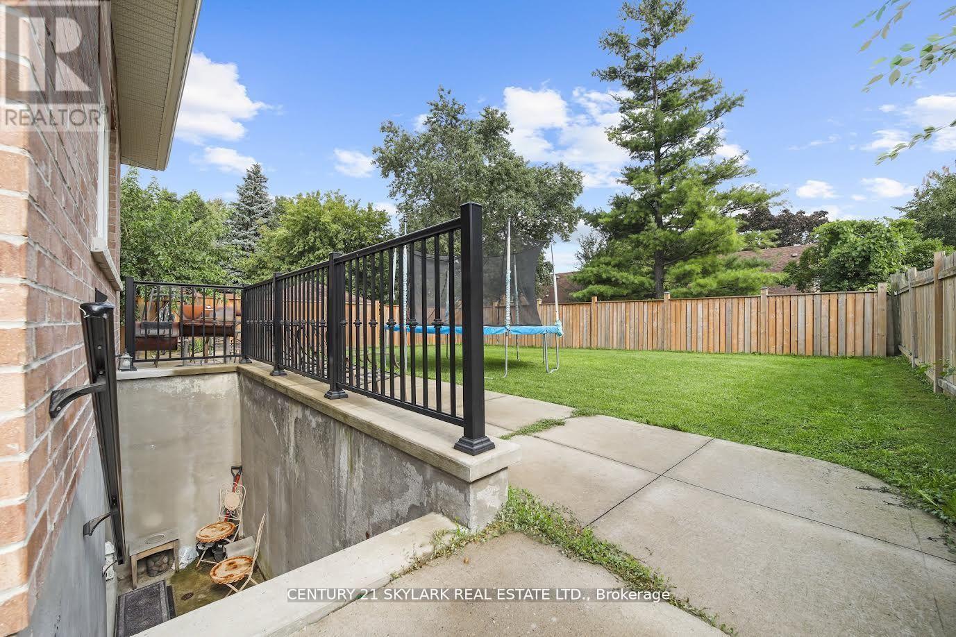 3270 Etude Drive, Mississauga, Ontario  L4T 1T3 - Photo 37 - W12537142