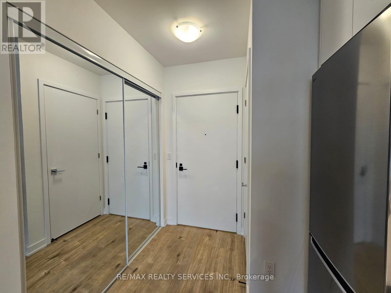 609 - 500 Planes Road, Burlington, Ontario  L7T 2E1 - Photo 9 - W12537158