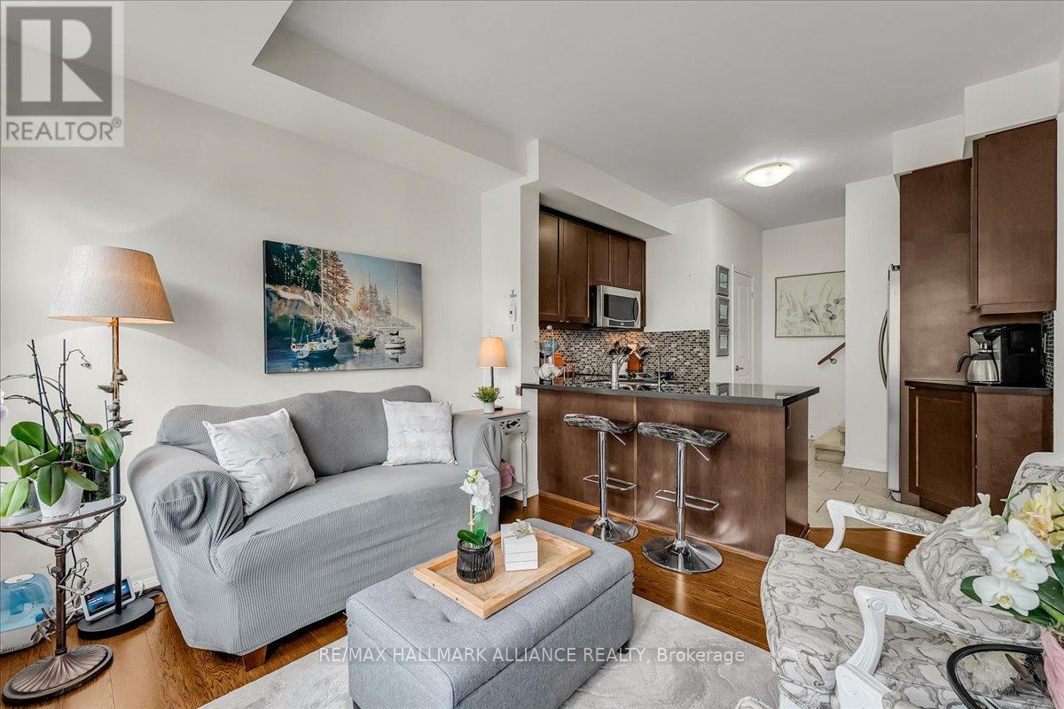 701 - 1011 Deta Road, Mississauga, Ontario  L5E 0A2 - Photo 13 - W12537174