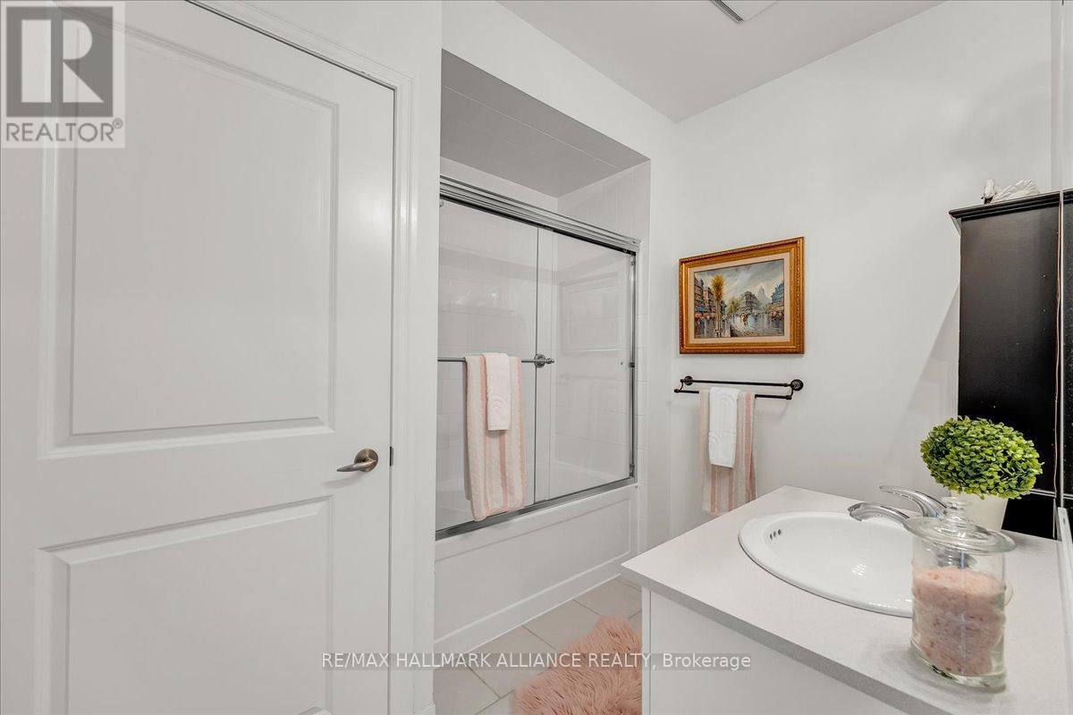 701 - 1011 Deta Road, Mississauga, Ontario  L5E 0A2 - Photo 30 - W12537174