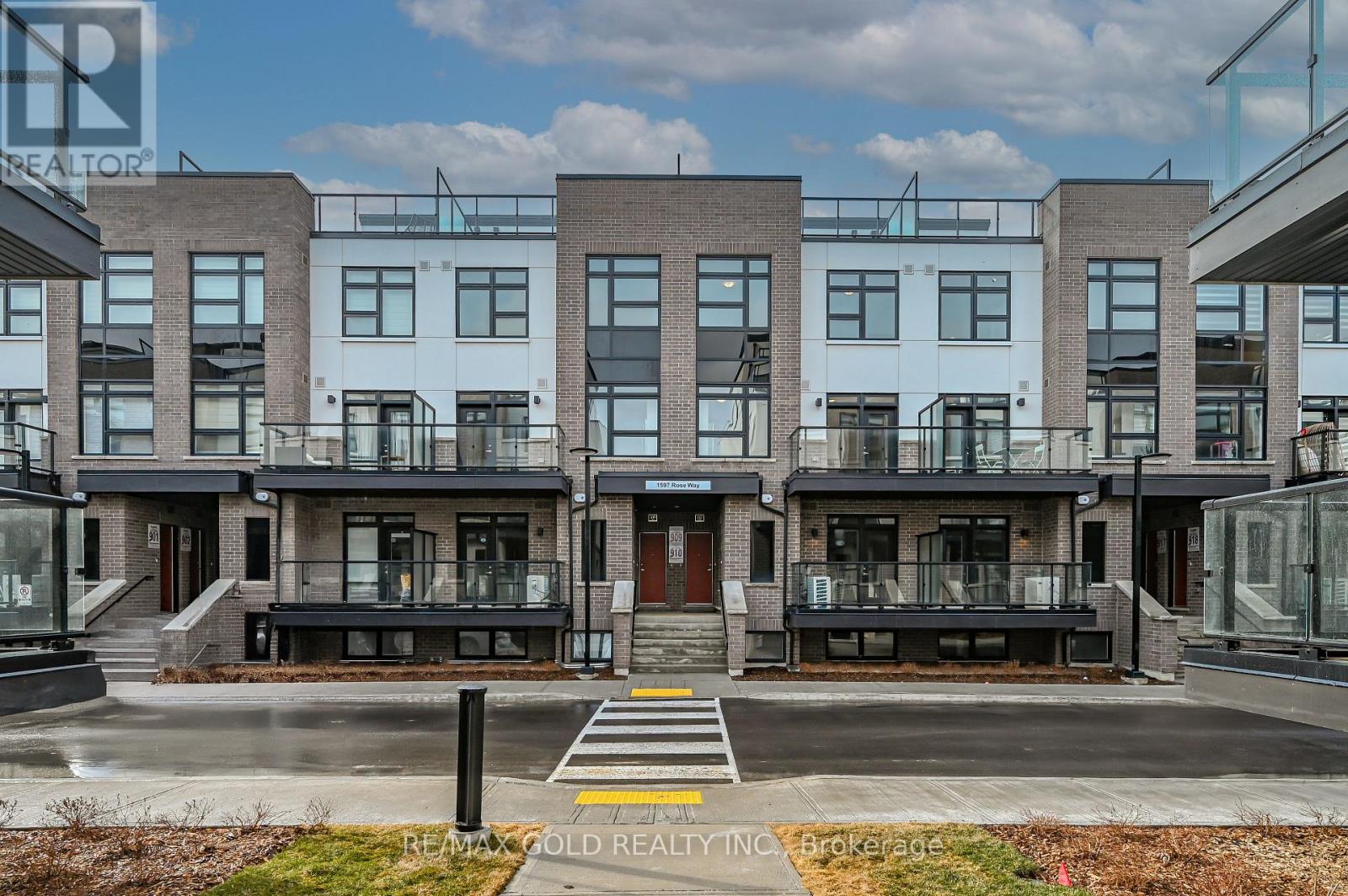 111 - 1597 ROSE WAY, Milton, Ontario