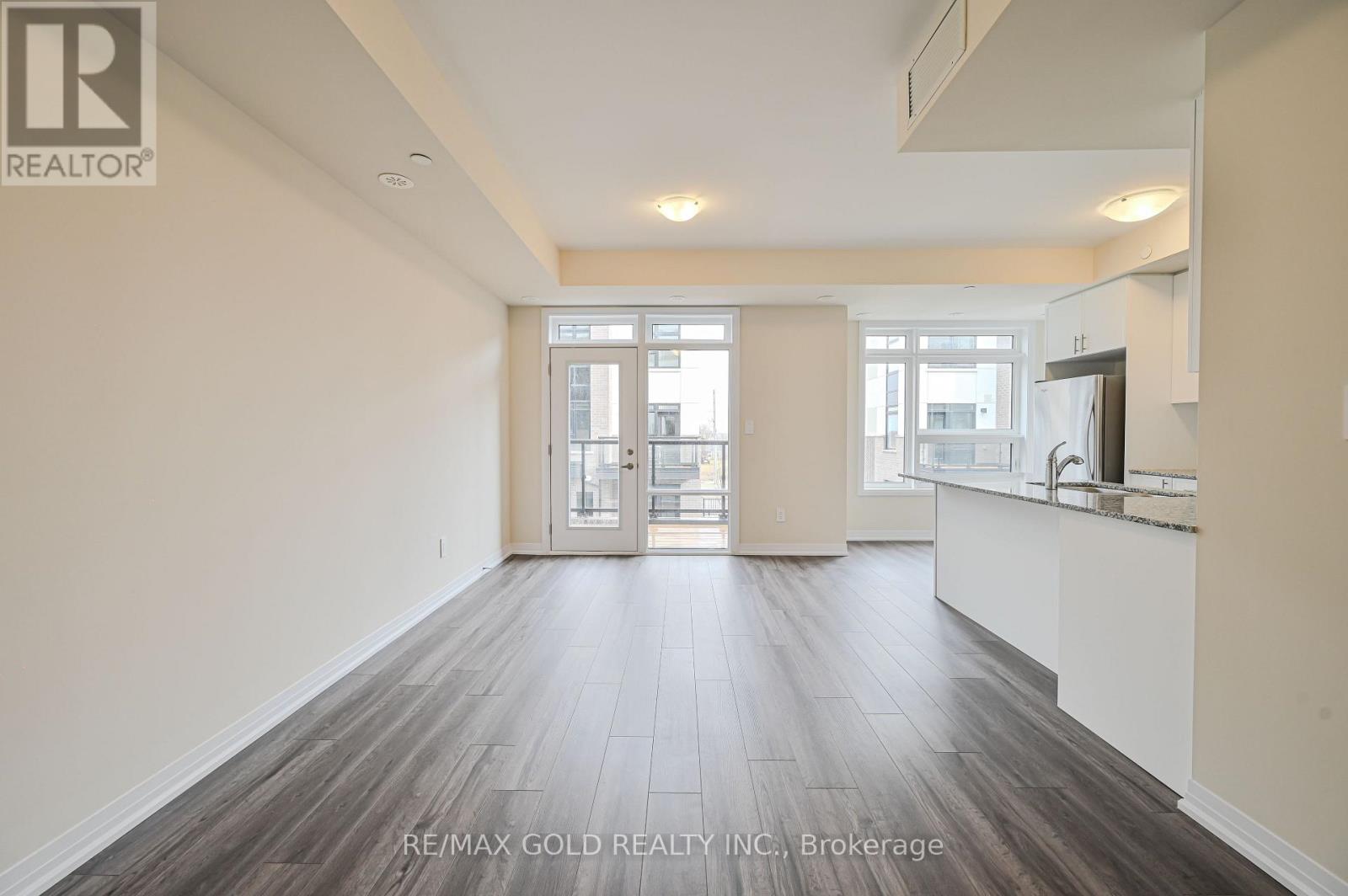 111 - 1597 Rose Way, Milton, Ontario L9E 1N4 - Photo 11 - W12537220