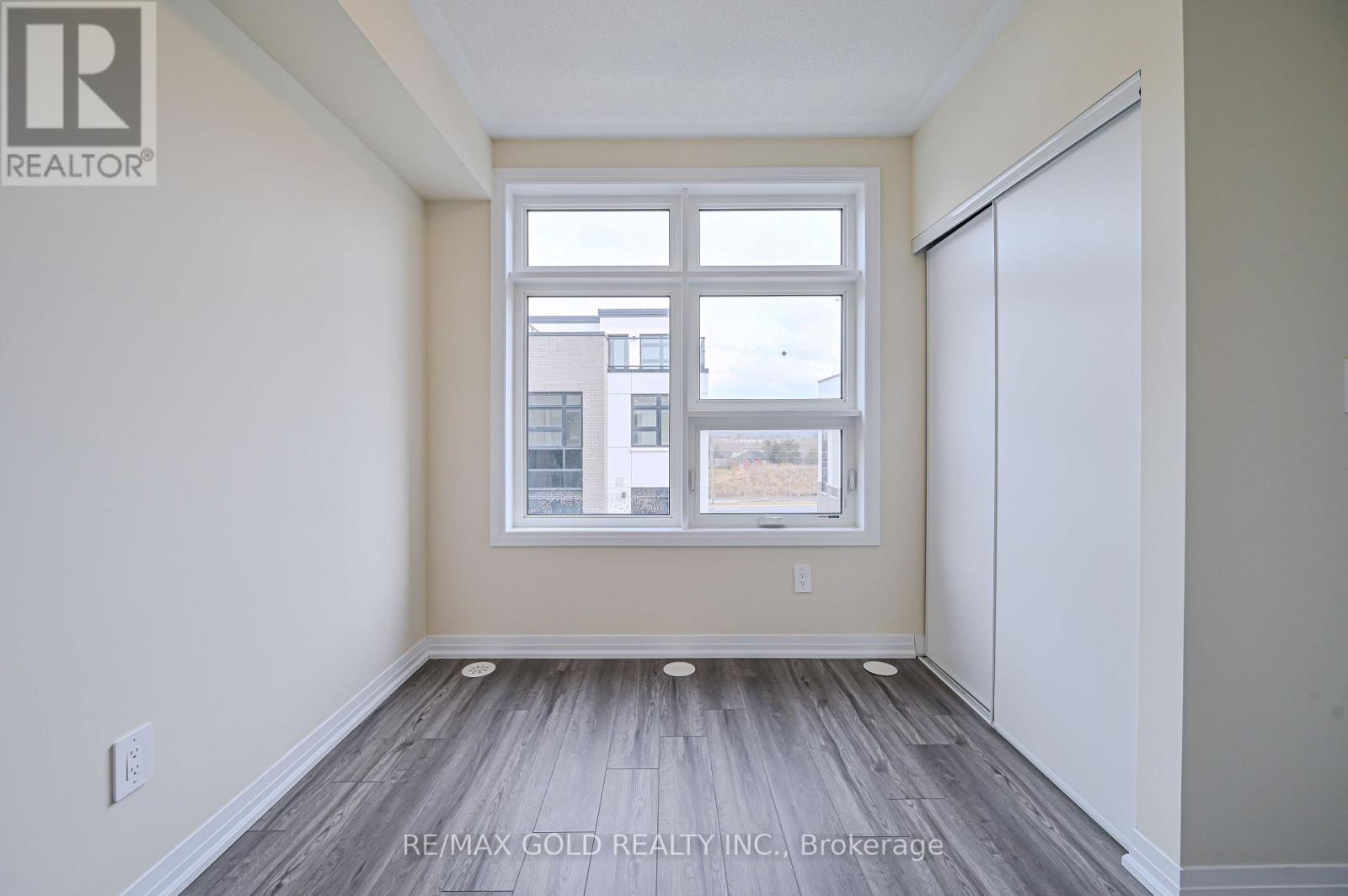 111 - 1597 Rose Way, Milton, Ontario L9E 1N4 - Photo 31 - W12537220