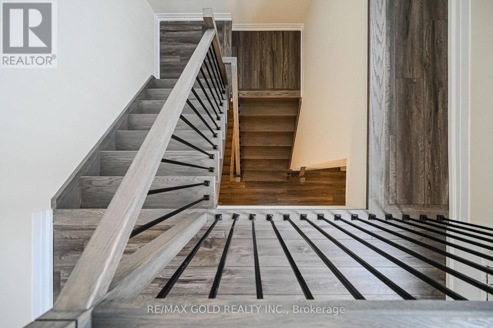 111 - 1597 Rose Way, Milton, Ontario L9E 1N4 - Photo 42 - W12537220