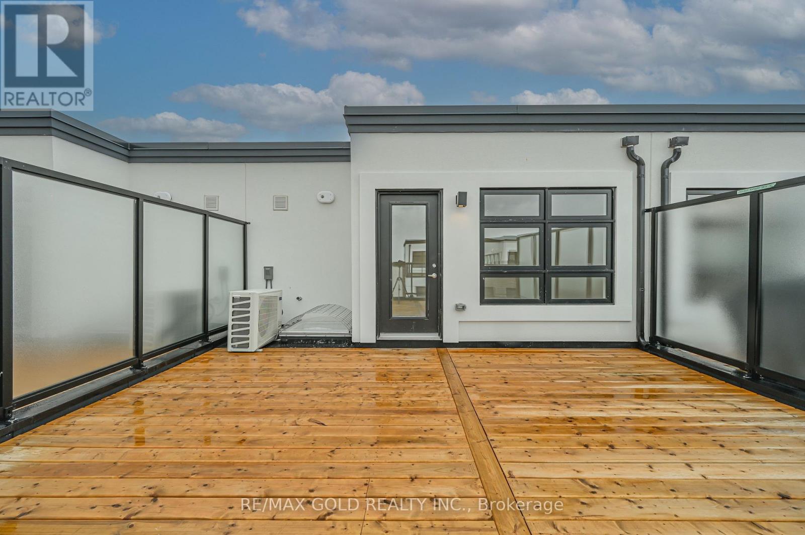 111 - 1597 Rose Way, Milton, Ontario L9E 1N4 - Photo 48 - W12537220