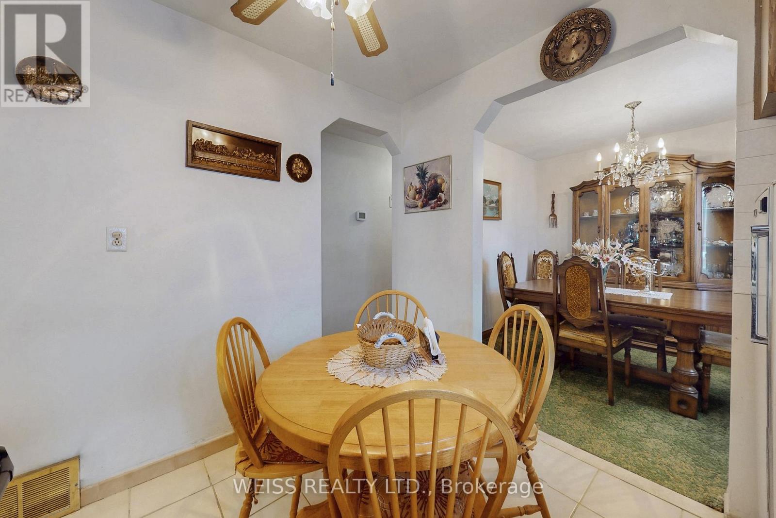 246 Thirtieth Street, Toronto, Ontario M8W 3E1 - Photo 11 - W12537262