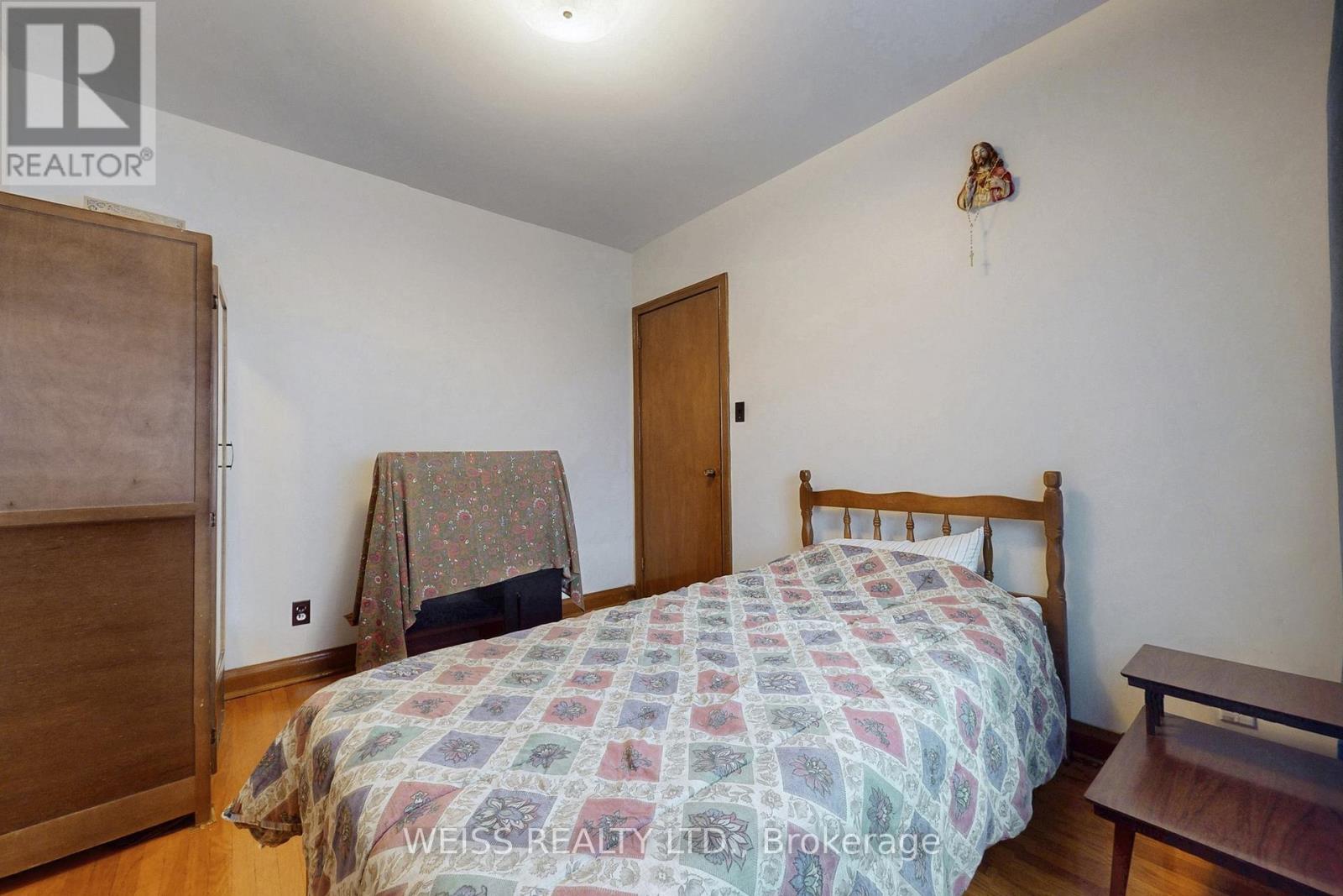 246 Thirtieth Street, Toronto, Ontario M8W 3E1 - Photo 17 - W12537262