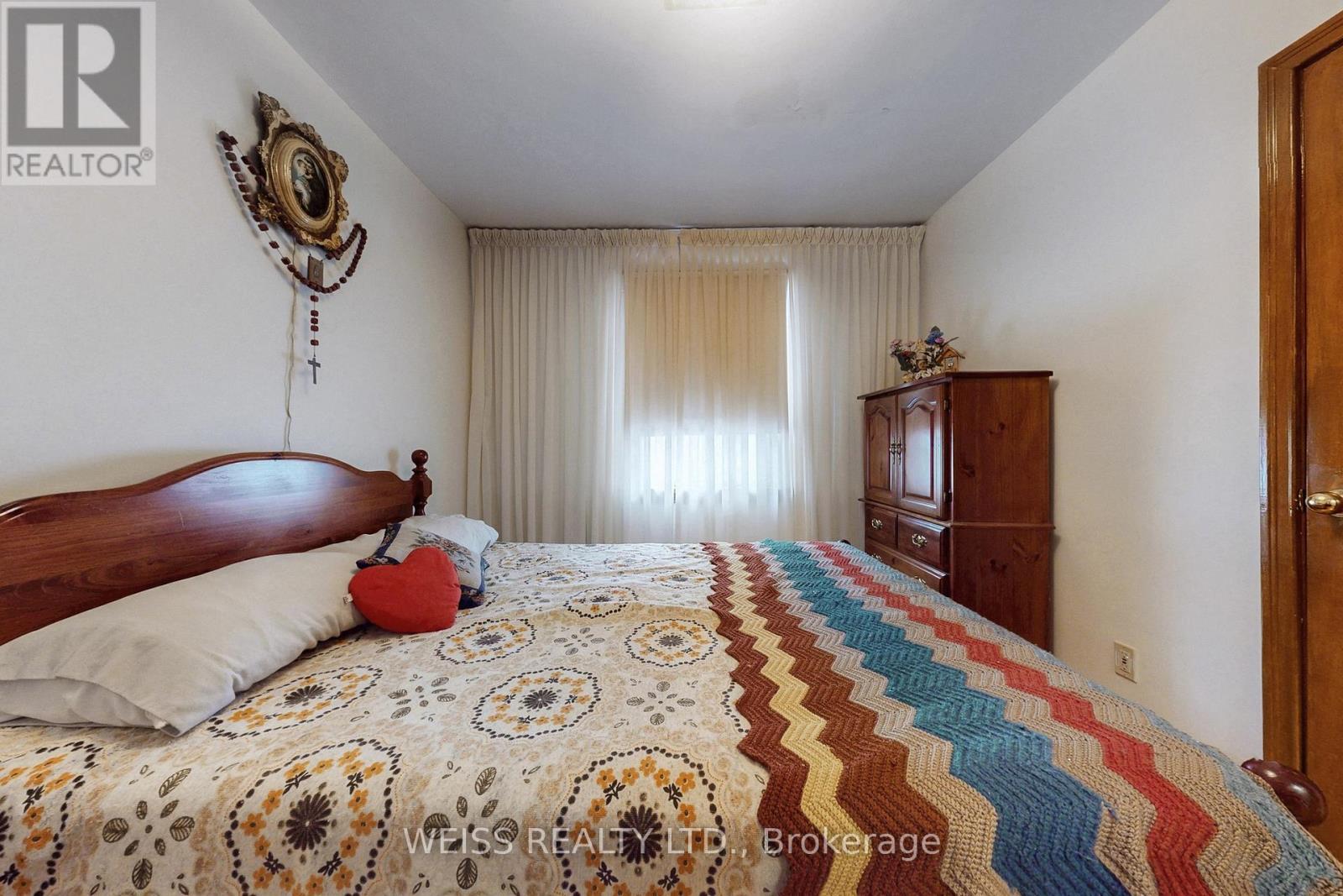 246 Thirtieth Street, Toronto, Ontario M8W 3E1 - Photo 19 - W12537262