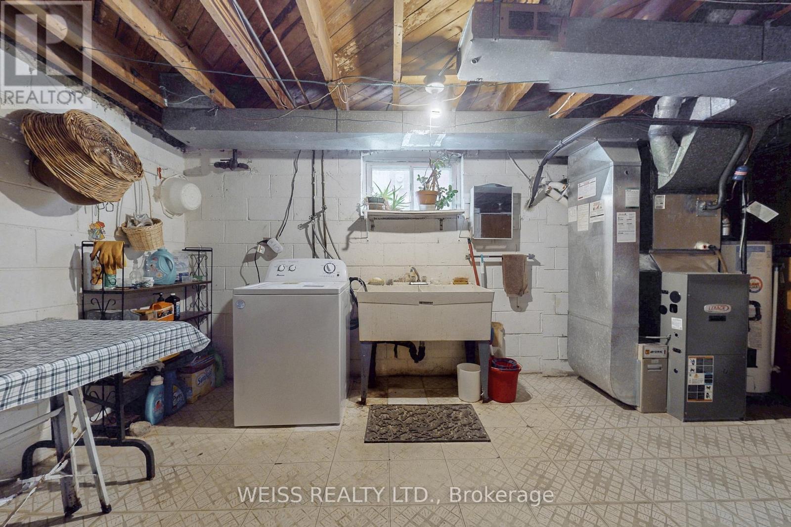 246 Thirtieth Street, Toronto, Ontario M8W 3E1 - Photo 35 - W12537262