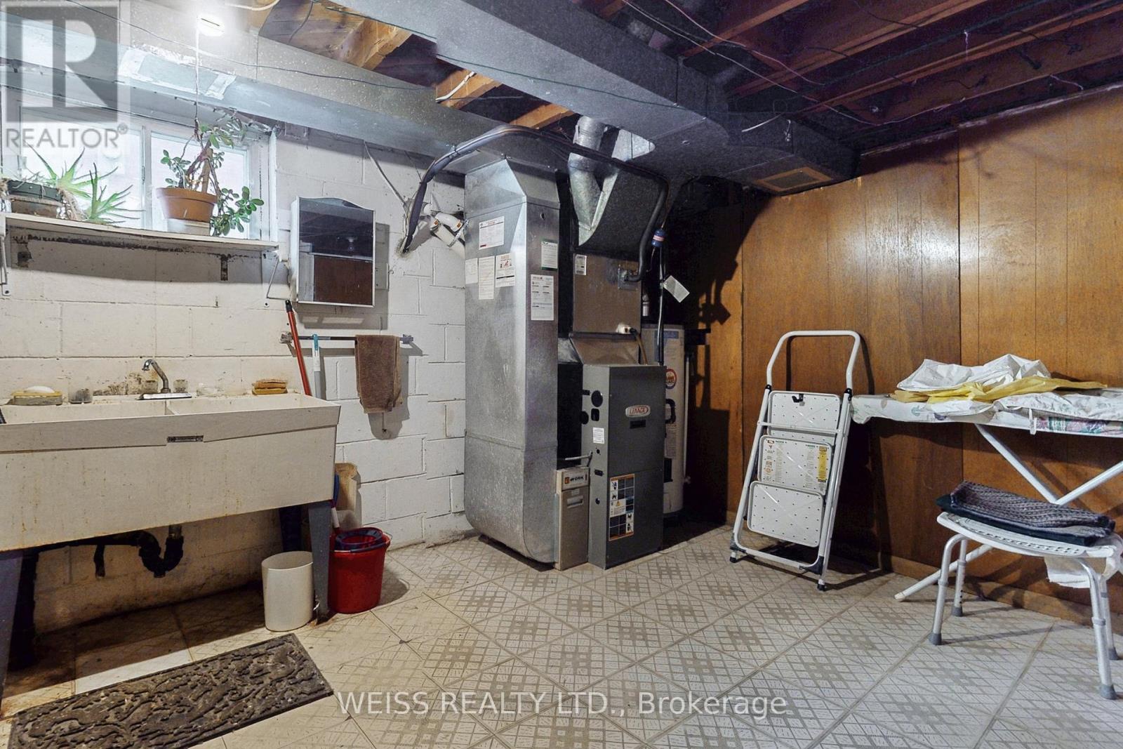 246 Thirtieth Street, Toronto, Ontario M8W 3E1 - Photo 36 - W12537262