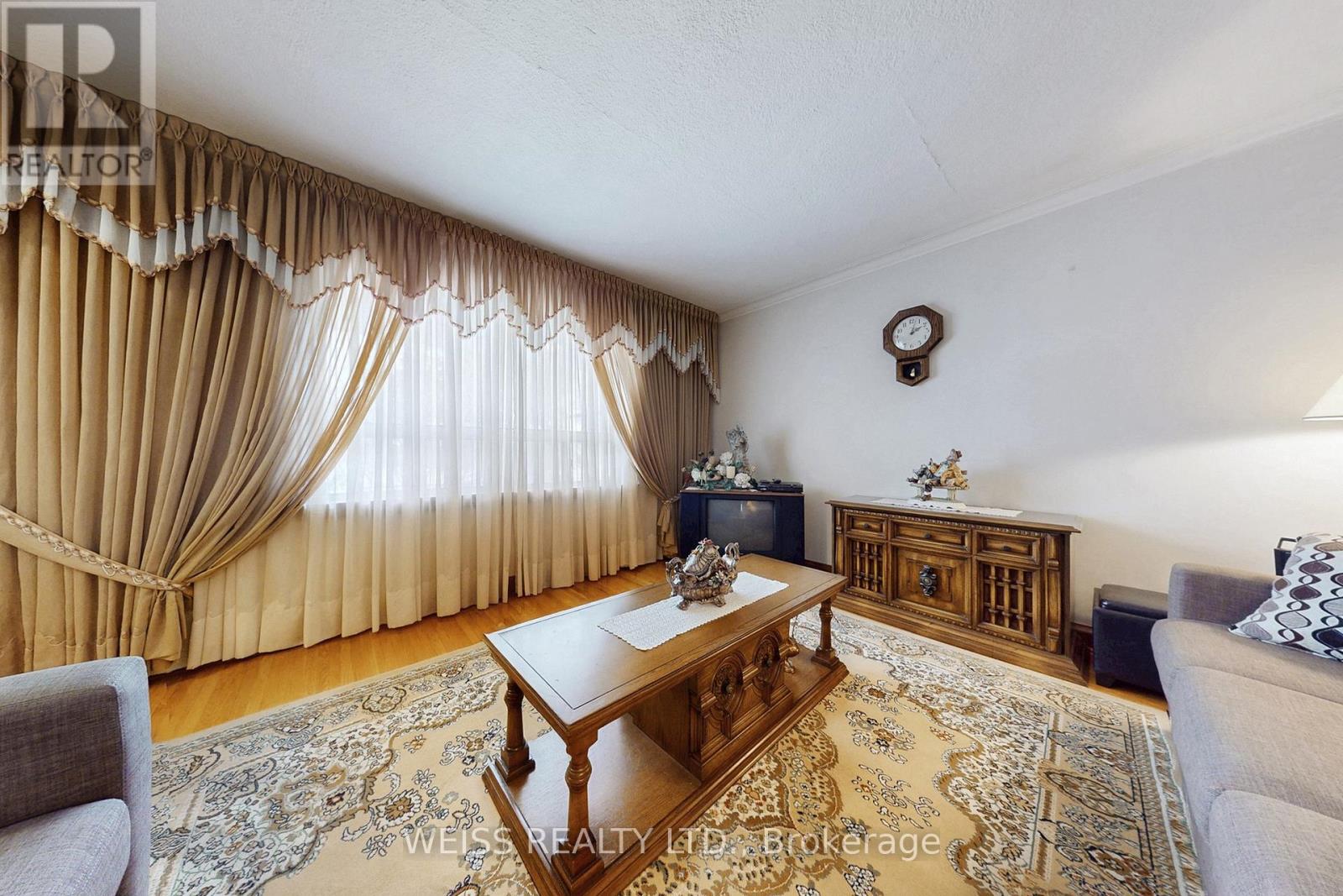 246 Thirtieth Street, Toronto, Ontario M8W 3E1 - Photo 5 - W12537262