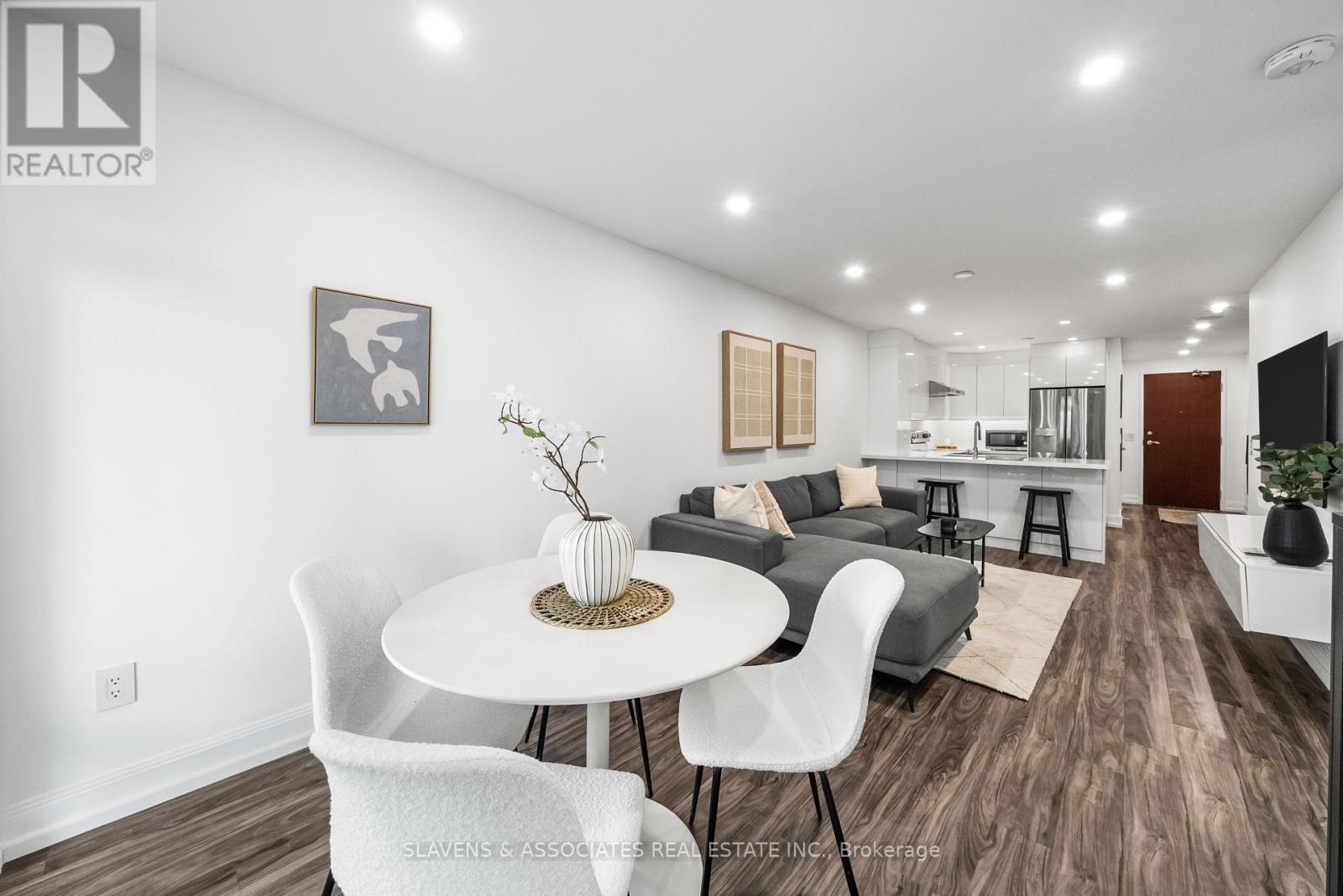 2303 - 2181 Yonge Street, Toronto, Ontario  M4S 3H7 - Photo 13 - C12537226