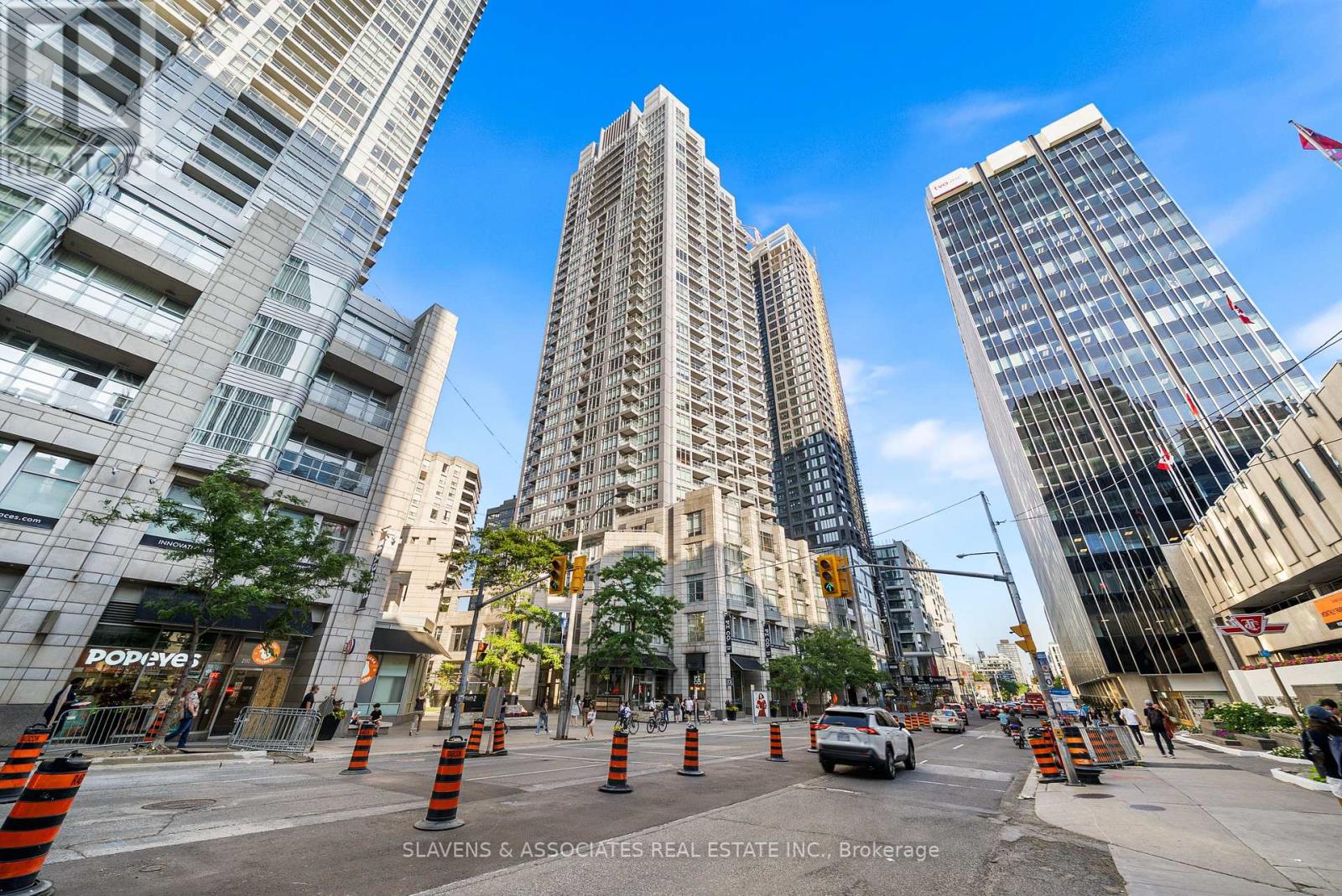2303 - 2181 Yonge Street, Toronto, Ontario  M4S 3H7 - Photo 21 - C12537226