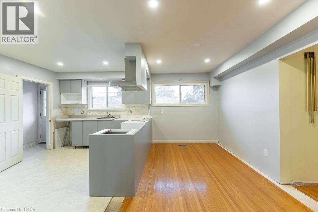 155 Wise Court, Hamilton, Ontario  L8T 2M1 - Photo 9 - 40782160