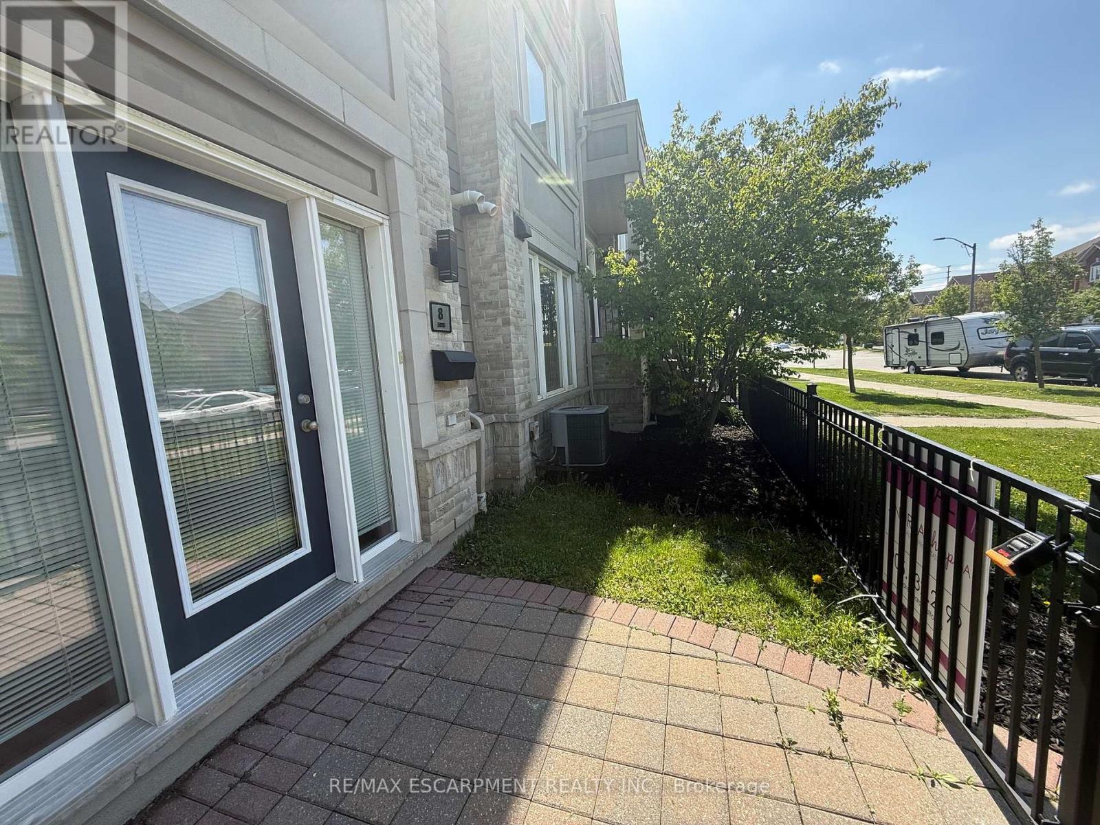 8 - 5055 OSCAR PETERSON BOULEVARD, Mississauga, Ontario