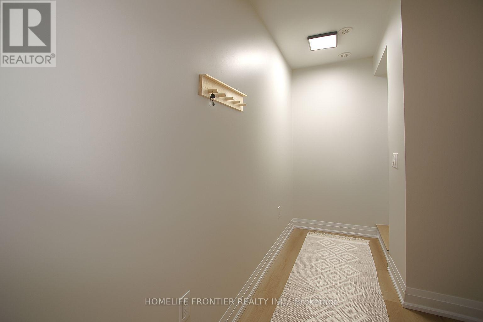 C1302 - 5299 Highway 7 Road, Vaughan, Ontario  L4L 0J1 - Photo 3 - N12536000