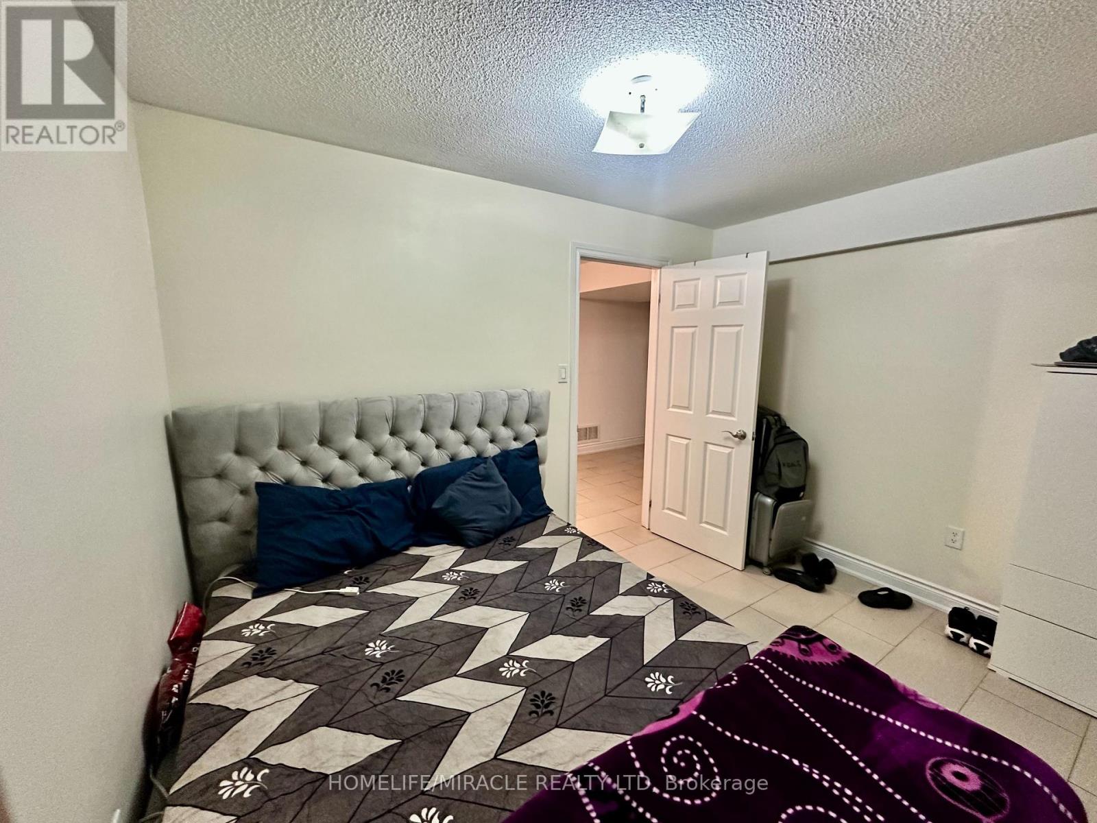 Bsmt - 2461 President Boulevard, Mississauga, Ontario L5B 3E7 - Photo 22 - W12535266