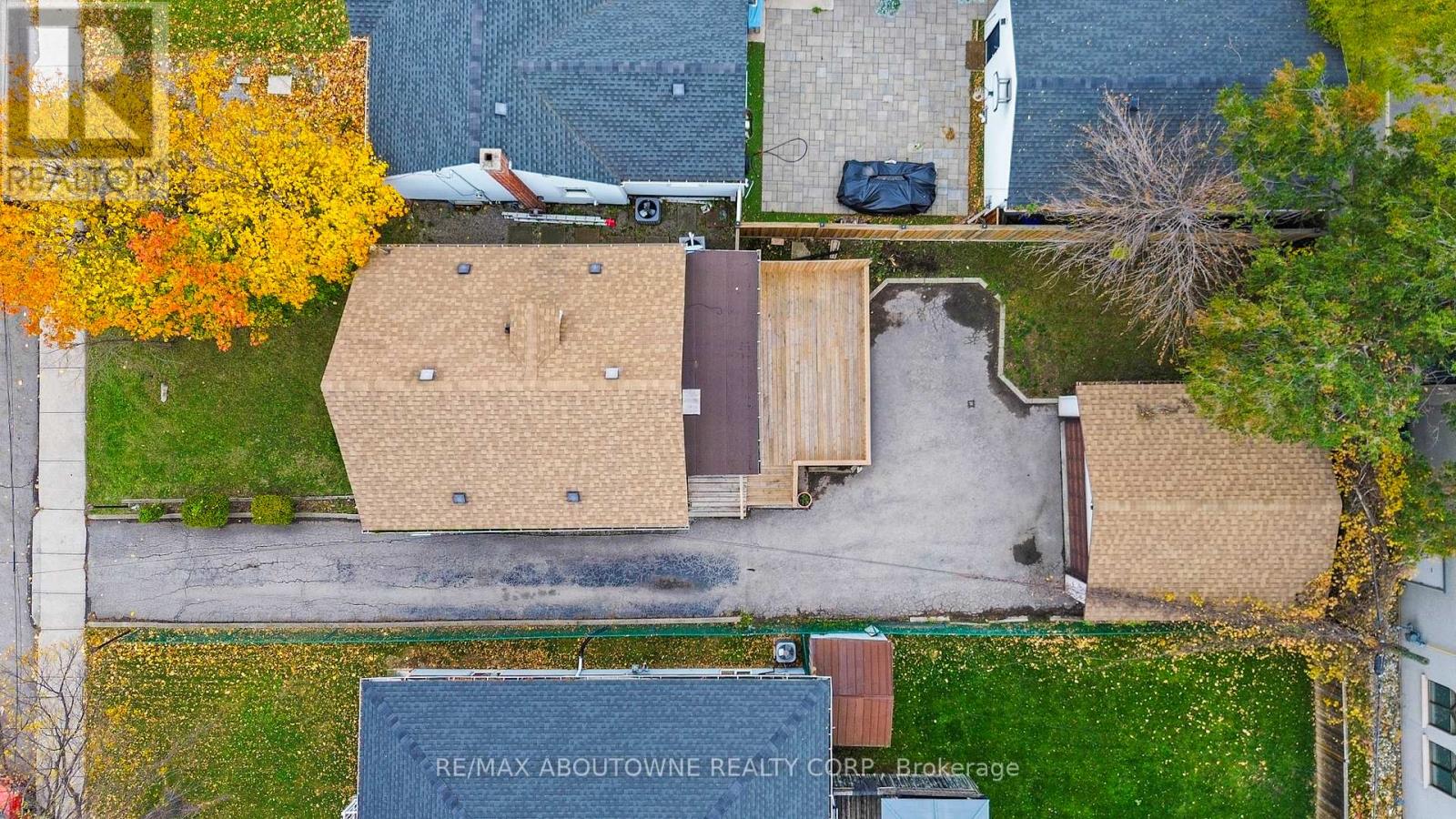 661 Brighton Avenue, Hamilton, Ontario  L8H 6H3 - Photo 25 - X12537130