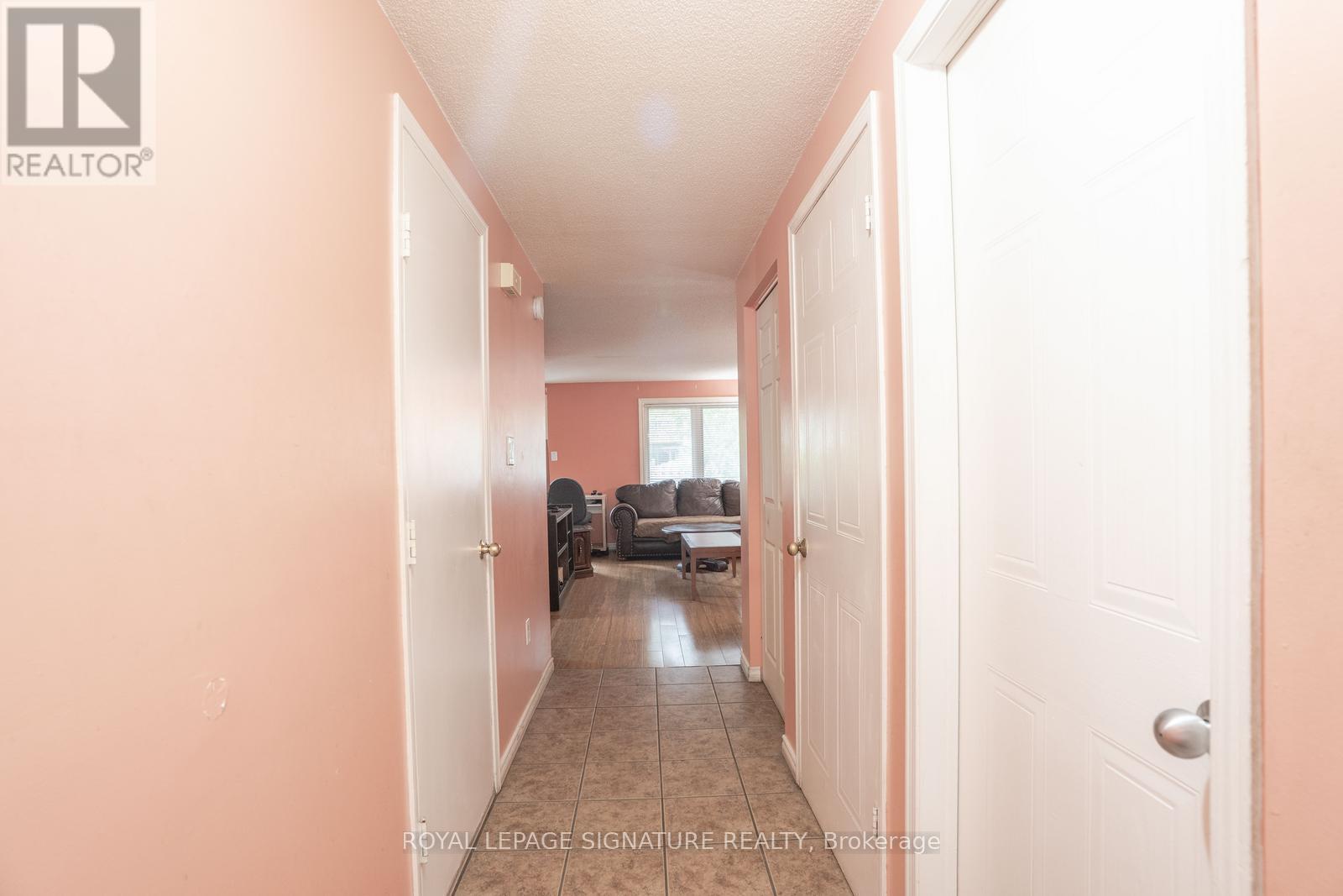 78 Grandridge Crescent, Guelph, Ontario  N1H 8G3 - Photo 9 - X12537194