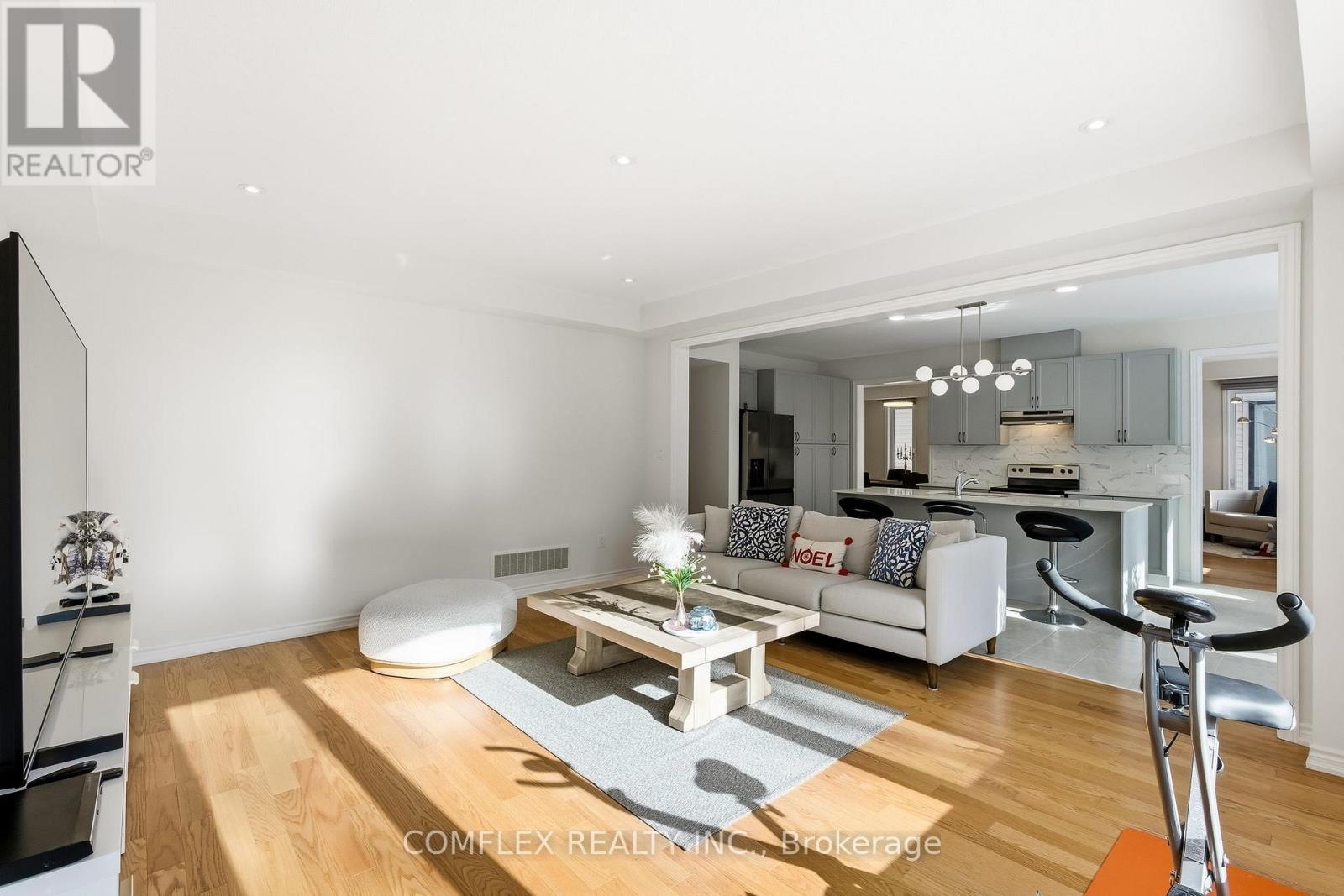 39 Connolly Road, Kawartha Lakes, Ontario  K9V 5H5 - Photo 9 - X12537238