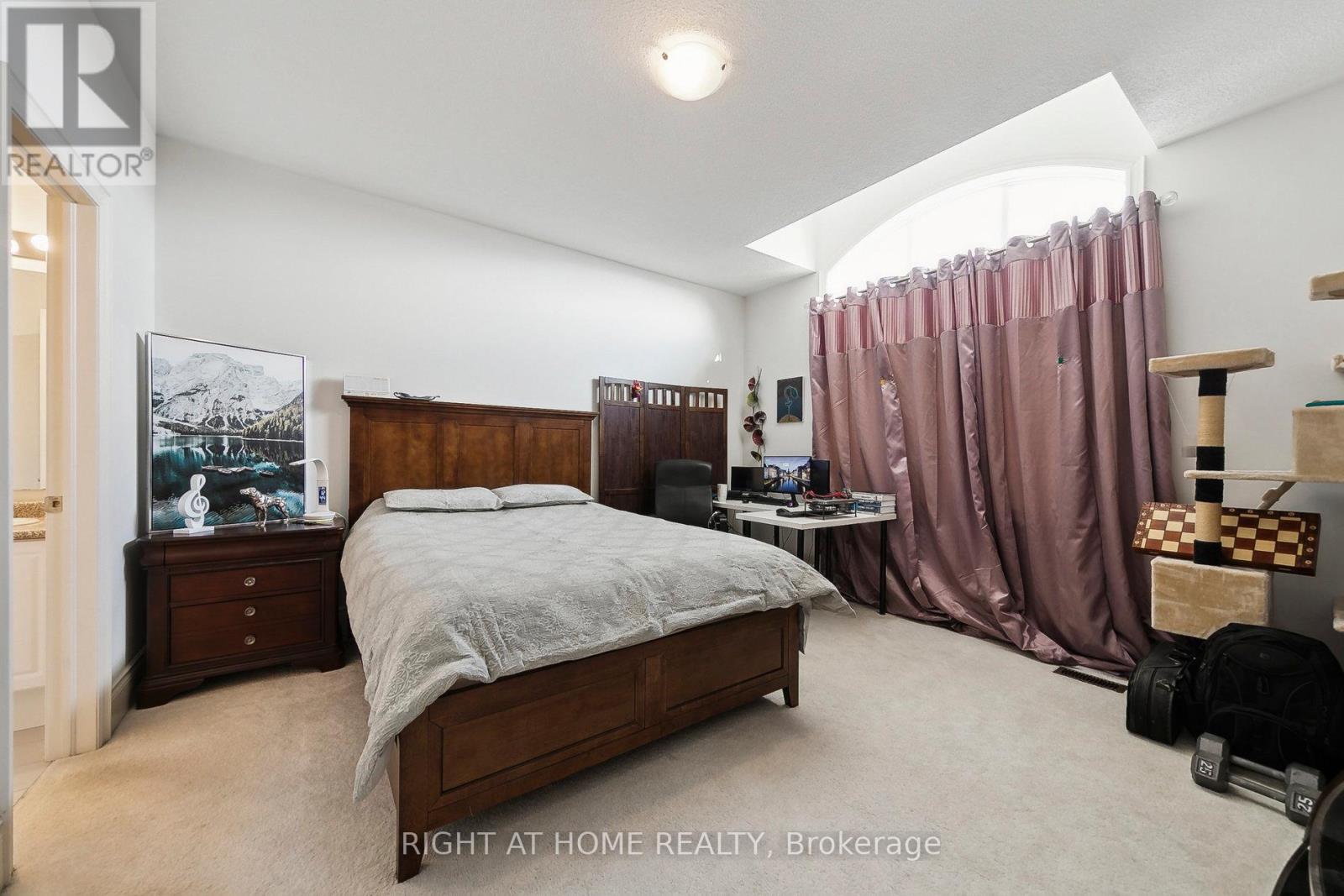 247 Humphrey Street, Hamilton, Ontario  L8B 1X4 - Photo 29 - X12537258