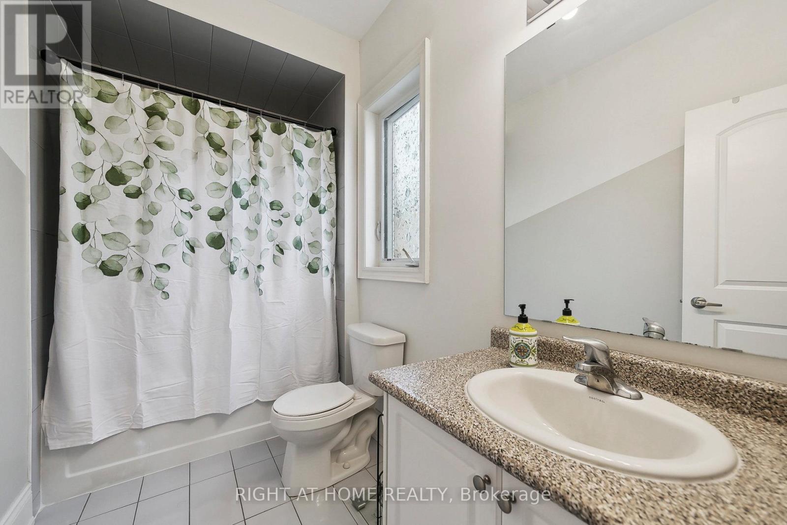 247 Humphrey Street, Hamilton, Ontario  L8B 1X4 - Photo 30 - X12537258