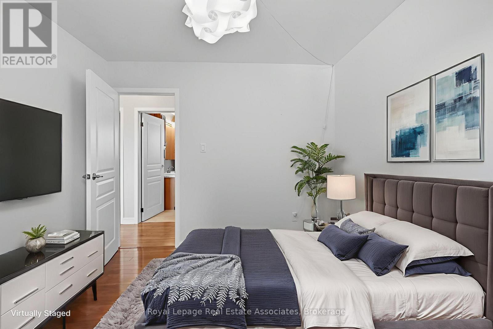 107 Billington Crescent, Hamilton, Ontario  L8T 4R3 - Photo 28 - X12537294