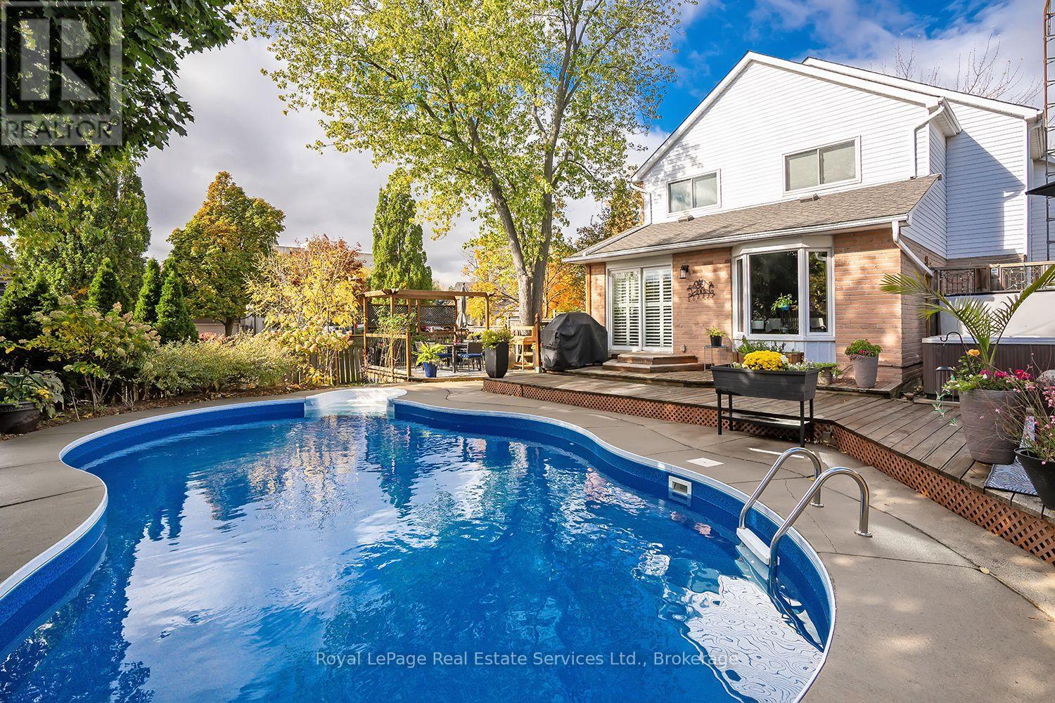 1544 Greenbriar Drive, Oakville, Ontario L6M 1Y5 - Photo 43 - W12533520