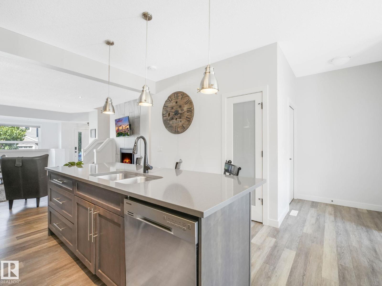 6693 Cardinal Rd Sw, Edmonton, Alberta  T6W 2Y4 - Photo 12 - E4465451