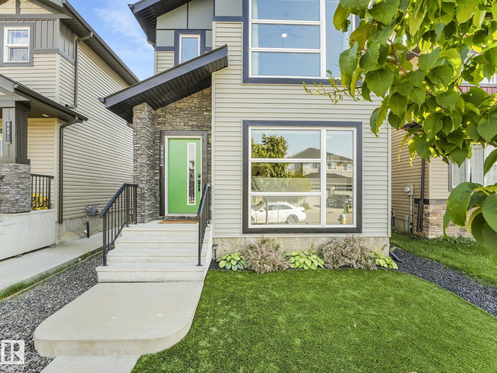 6693 Cardinal Rd Sw, Edmonton, Alberta  T6W 2Y4 - Photo 3 - E4465451