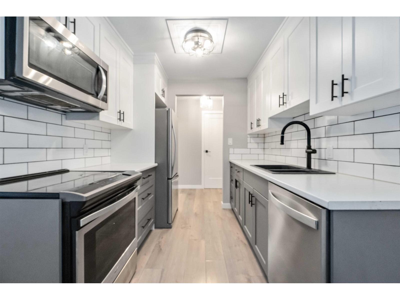 203 2567 Victoria Street, Abbotsford, British Columbia  V2T 2T4 - Photo 12 - R3066631