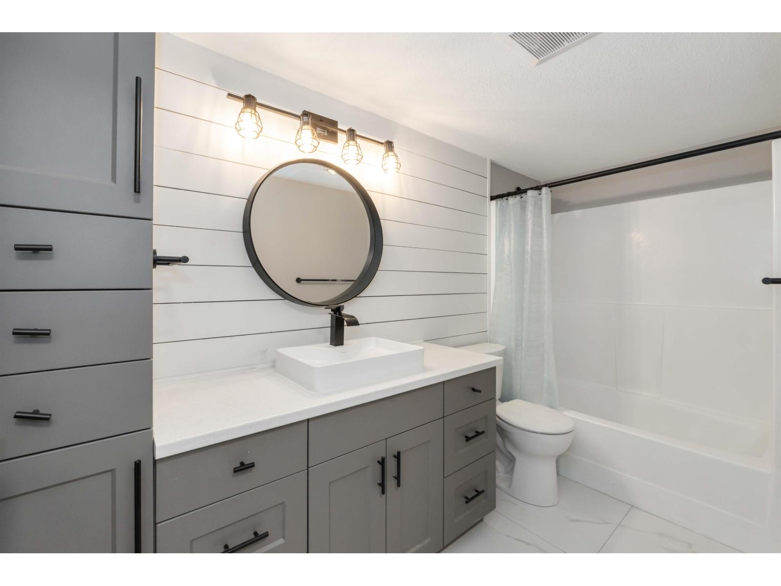 203 2567 Victoria Street, Abbotsford, British Columbia  V2T 2T4 - Photo 16 - R3066631