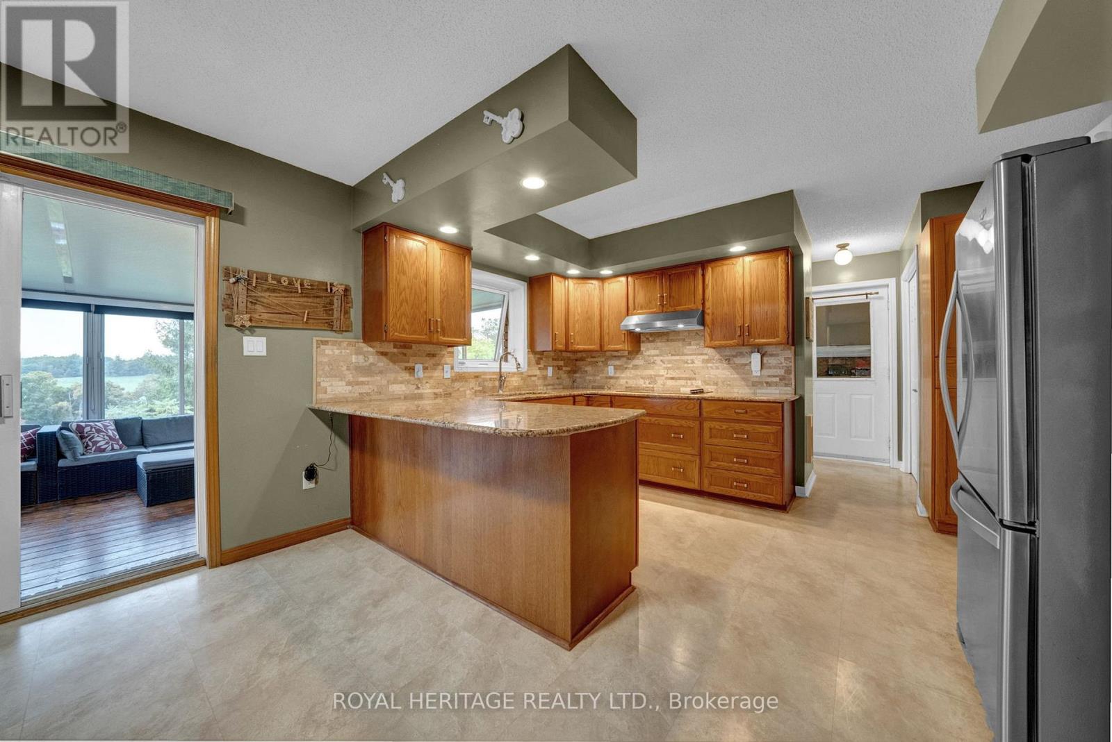 9672 Walker Road, Port Hope, Ontario  L0A 1B0 - Photo 13 - X12427116