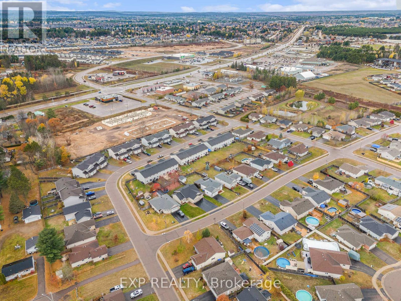 3000 Sandstone Crescent, Petawawa, Ontario  K8H 0B2 - Photo 8 - X12533936