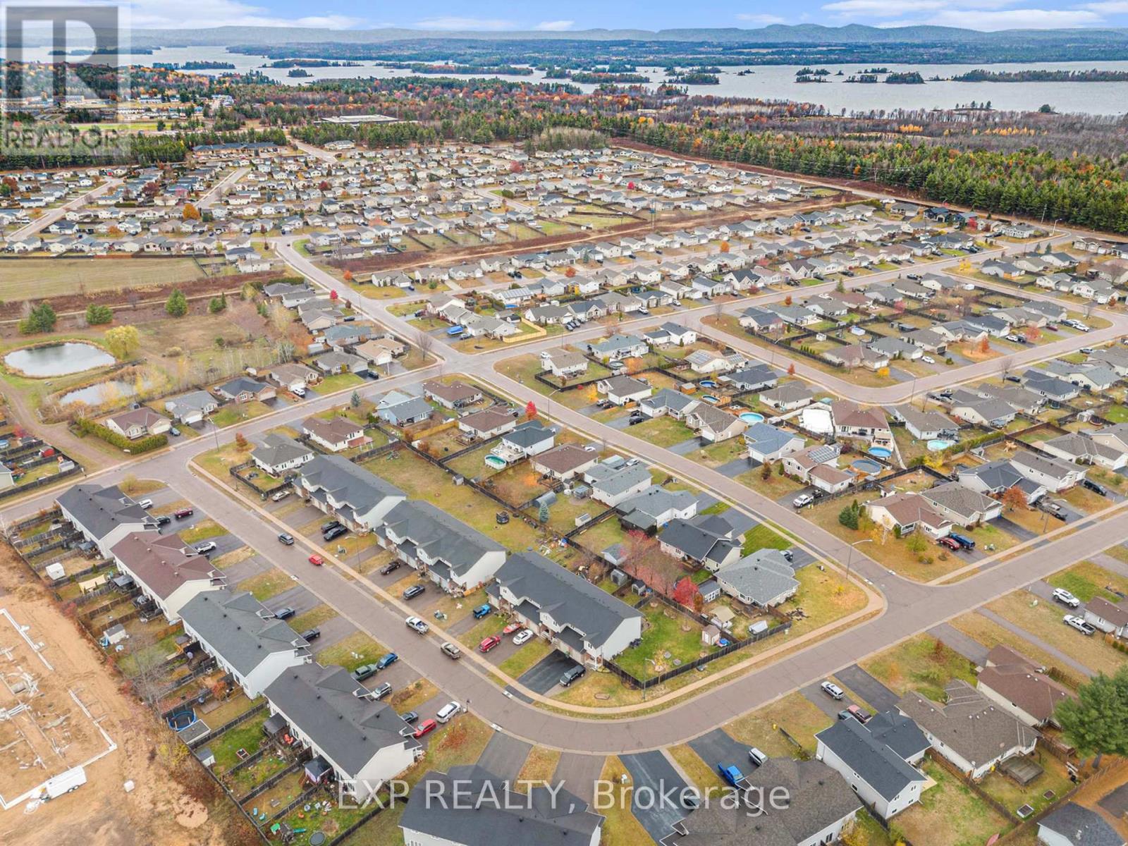 3000 Sandstone Crescent, Petawawa, Ontario  K8H 0B2 - Photo 9 - X12533936