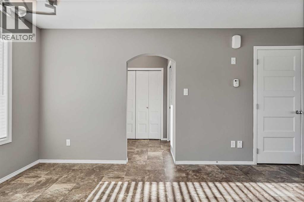 634 Marie Van Haarlem Crescent N, Lethbridge, Alberta  T1H 6Z8 - Photo 8 - A2268820