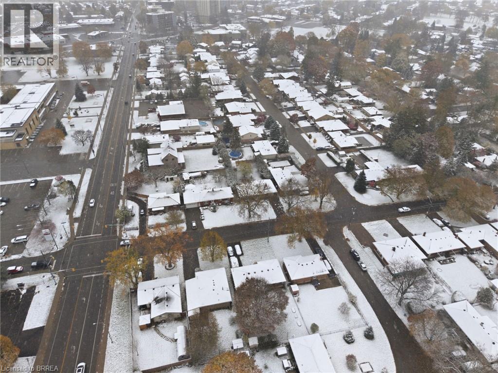 9 Waddington Street, Brantford, Ontario N3R 2R2 - Photo 34 - 40784423