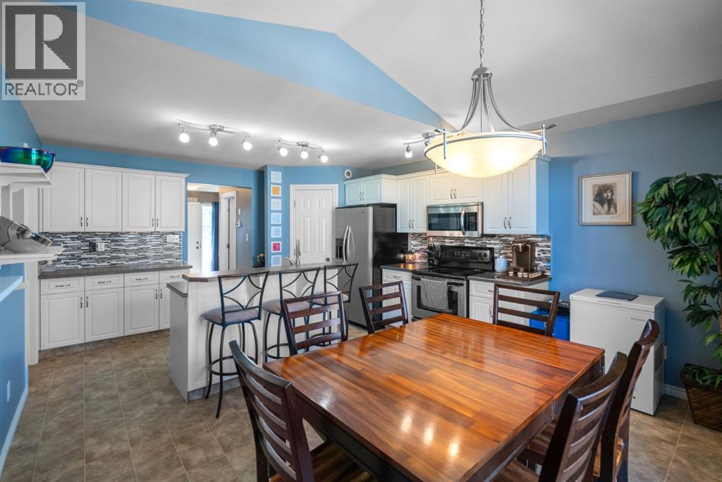 7418 46 Avenue, Camrose, Alberta  T4V 2T4 - Photo 6 - A2261846