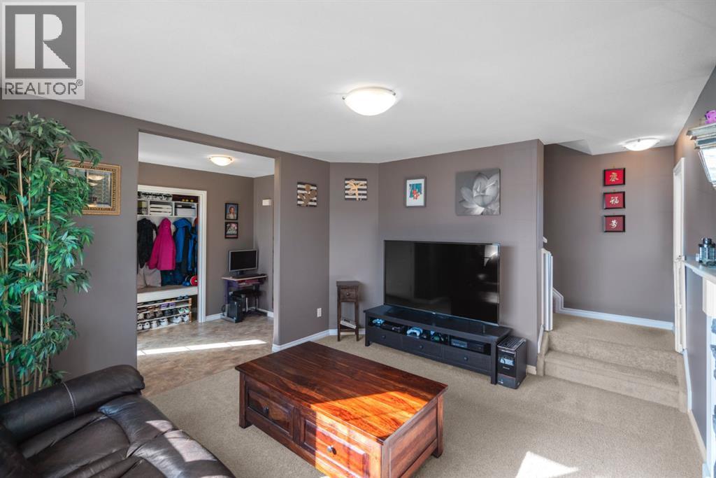 7418 46 Avenue, Camrose, Alberta  T4V 2T4 - Photo 5 - A2261846