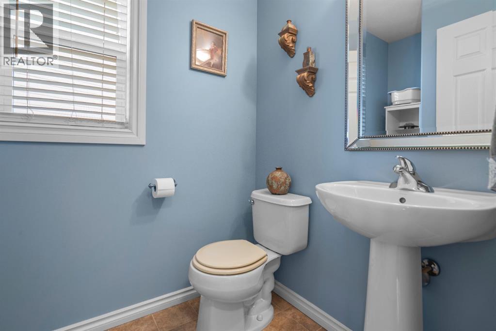 7418 46 Avenue, Camrose, Alberta  T4V 2T4 - Photo 9 - A2261846