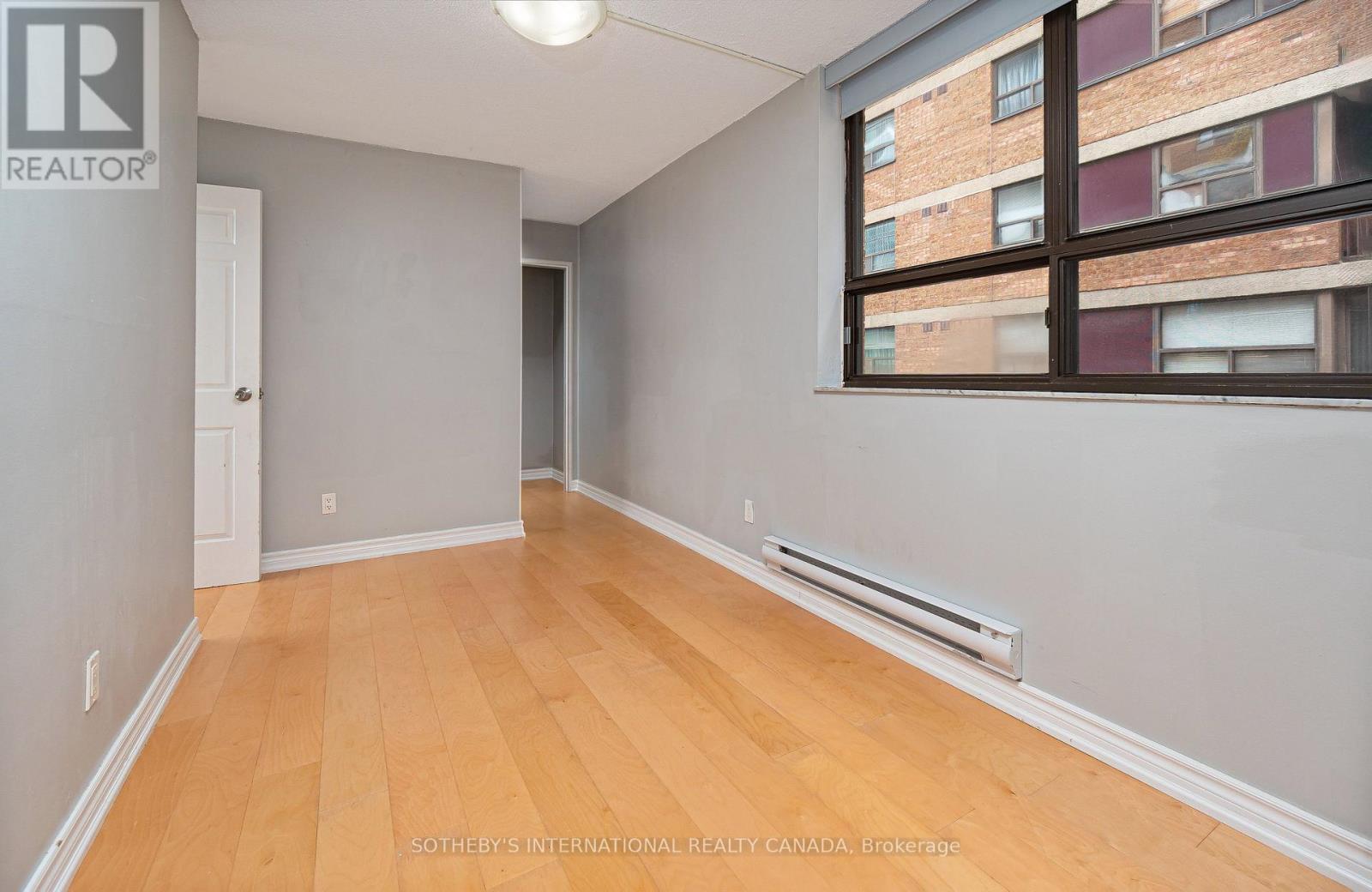 Th03 - 89 Mccaul Street, Toronto, Ontario  M5T 2X3 - Photo 17 - C12536676