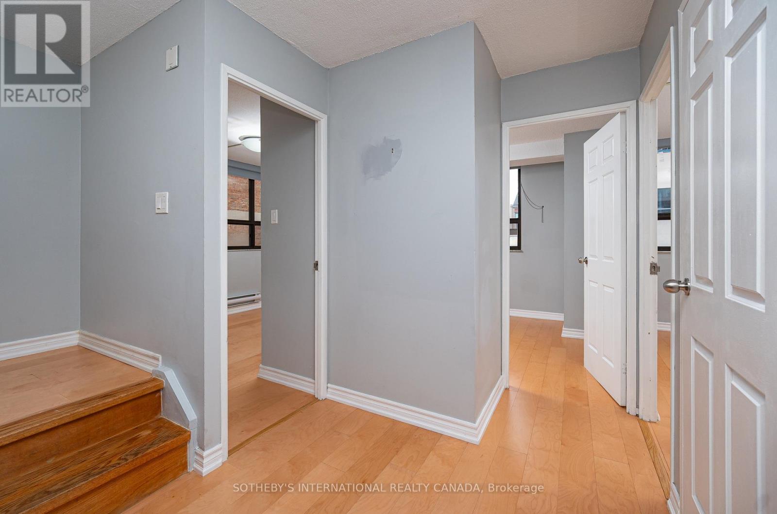 Th03 - 89 Mccaul Street, Toronto, Ontario  M5T 2X3 - Photo 14 - C12536676