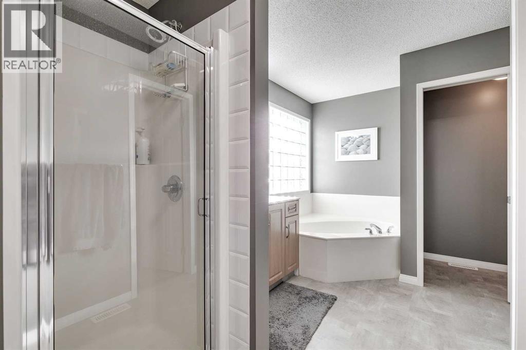 113 Rockbluff Place Nw, Calgary, Alberta  T3G 5B1 - Photo 19 - A2269508