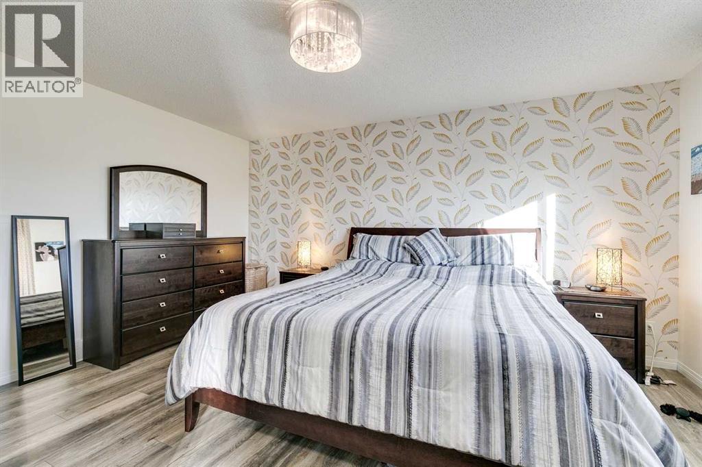 113 Rockbluff Place Nw, Calgary, Alberta  T3G 5B1 - Photo 18 - A2269508