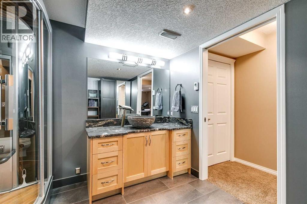 113 Rockbluff Place Nw, Calgary, Alberta  T3G 5B1 - Photo 34 - A2269508