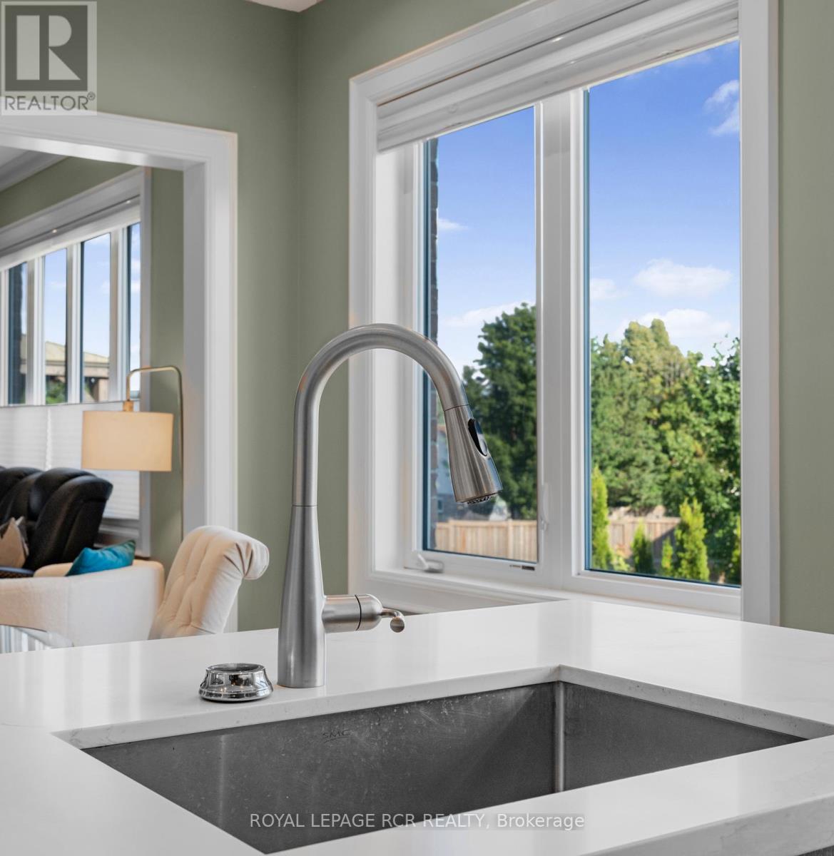 26 Drew Brown Boulevard, Orangeville, Ontario  L9W 2E7 - Photo 7 - W12375670