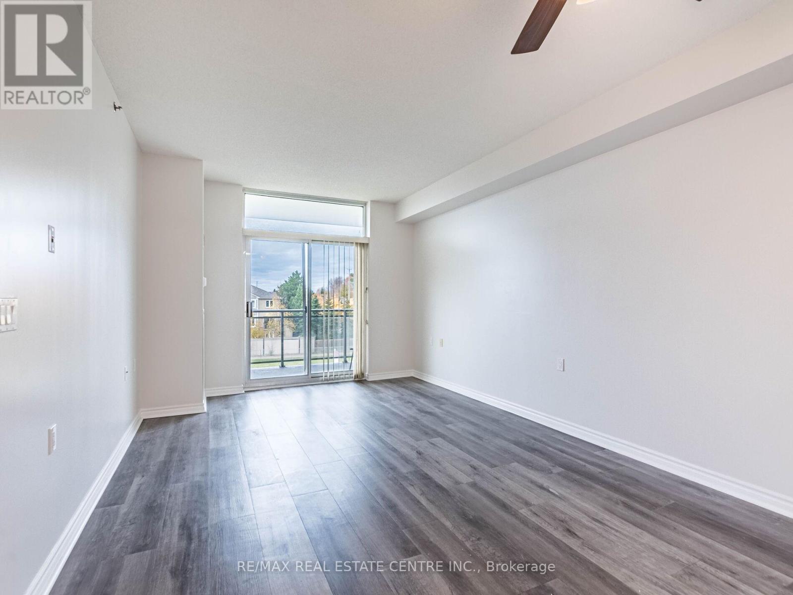 309 - 810 Scollard Court, Mississauga, Ontario  L5V 0A4 - Photo 13 - W12535412