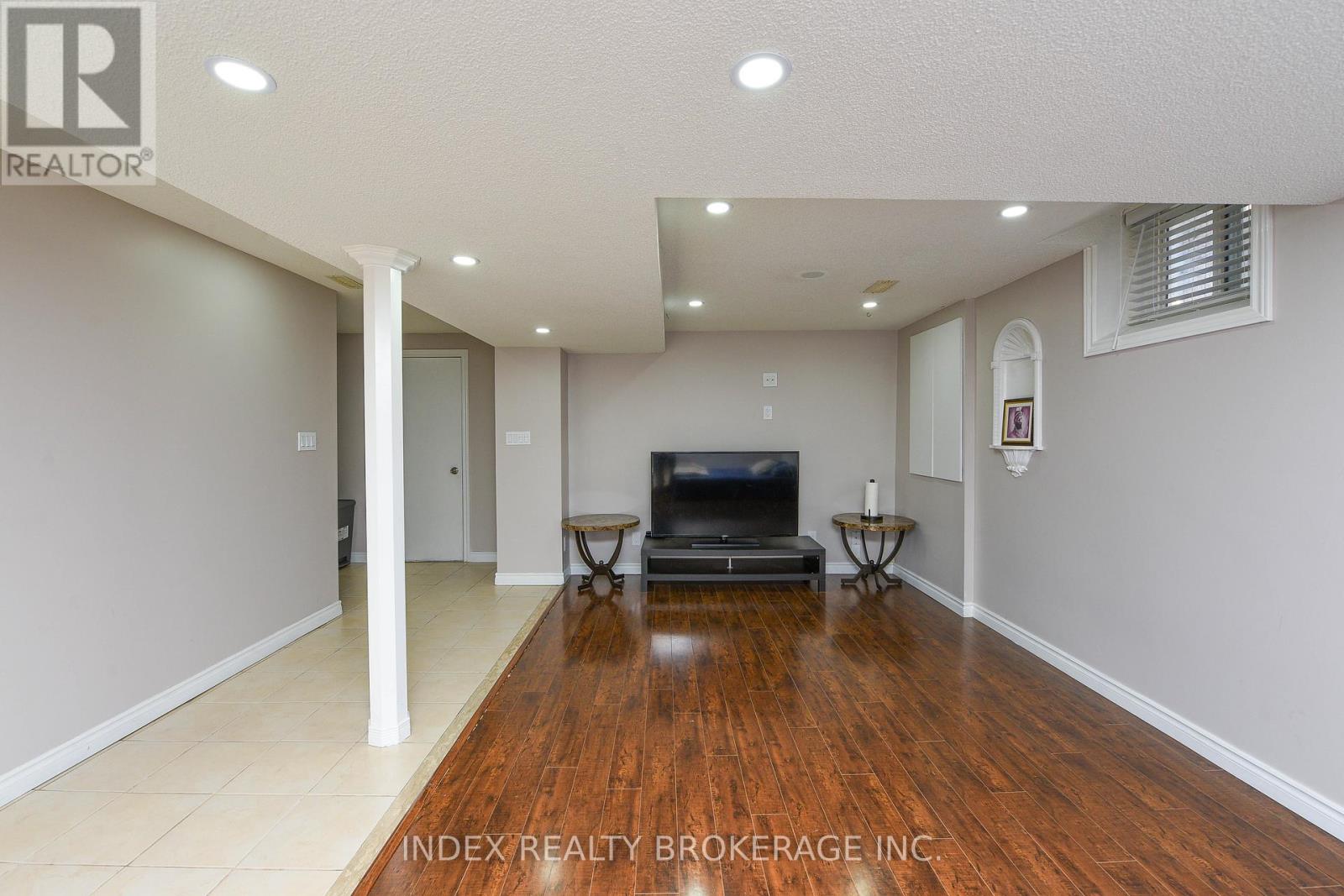 10 Leopard Gate, Brampton, Ontario  L6R 2E5 - Photo 42 - W12514480