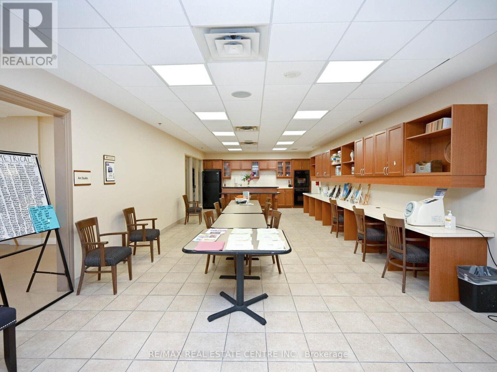 309 - 810 Scollard Court, Mississauga, Ontario  L5V 0A4 - Photo 47 - W12535412