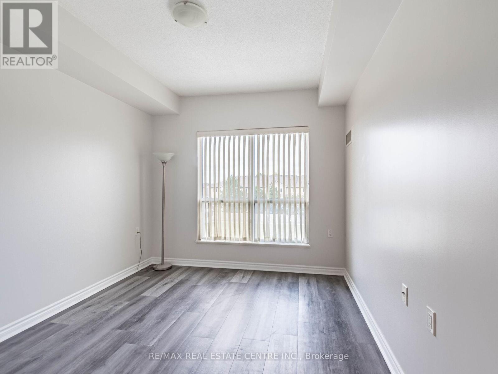 309 - 810 Scollard Court, Mississauga, Ontario  L5V 0A4 - Photo 29 - W12535412